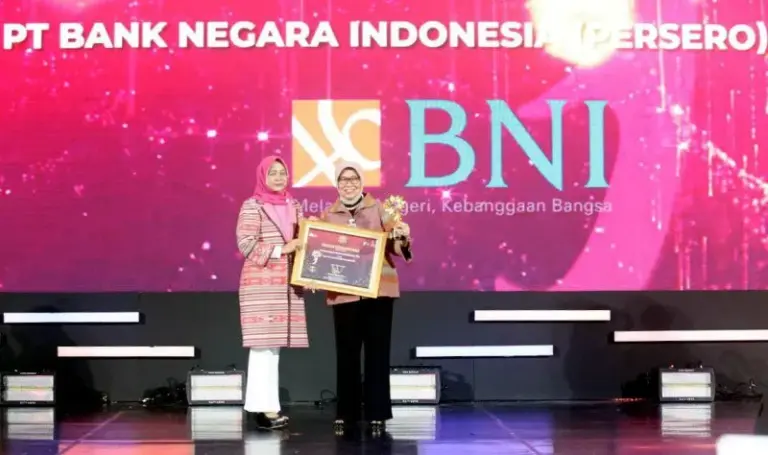 Aktif Akuisisi Nasabah Pelajar, BNI Sabet 2 Penghargaan OJK