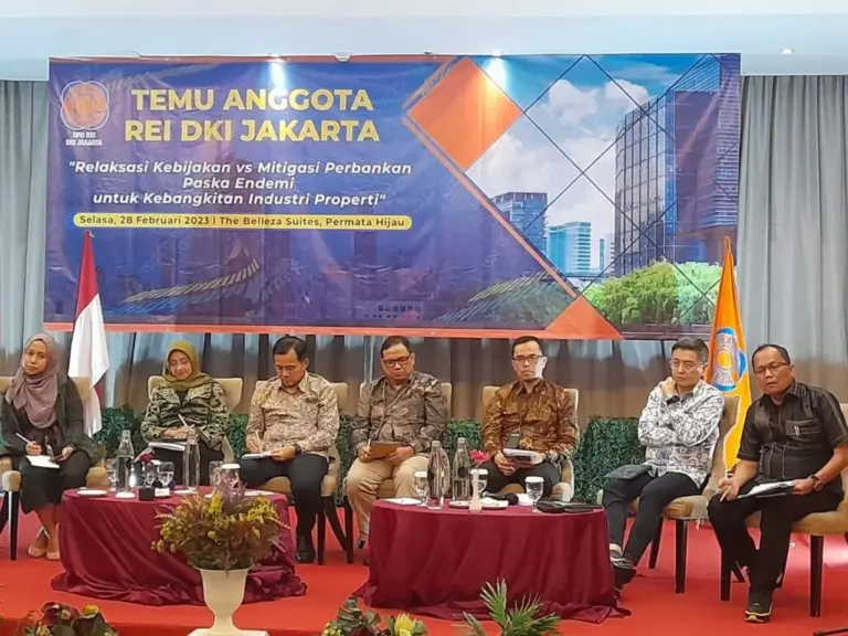 Pinjol Bikin Masyarakat Makin Sulit Punya Rumah