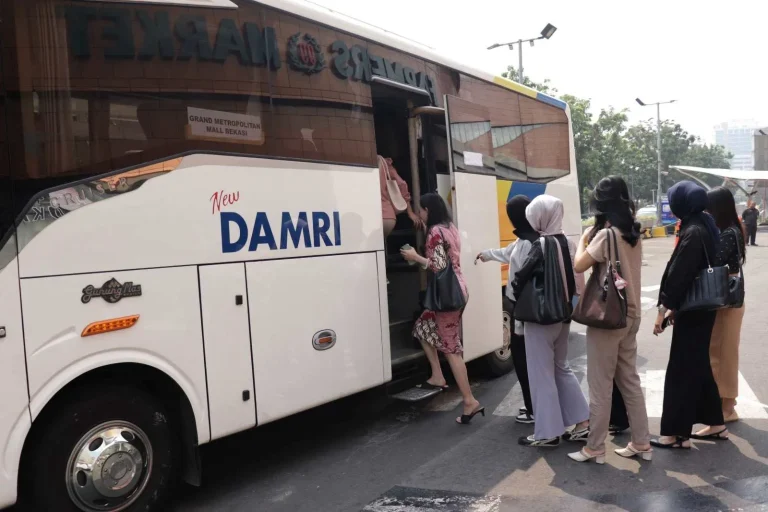 DAMRI Buka Rute Ke Bandara Soetta dari Grand Metropolitan Bekasi DAMRI